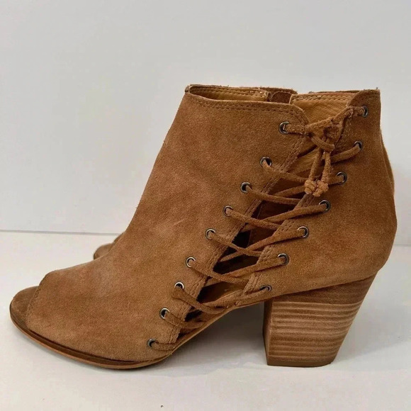 LUCKY BRAND Hartlee Peep Toe Side  Lace Up Booties, 10 Ankle Boots, NEW - Picture 5 of 11